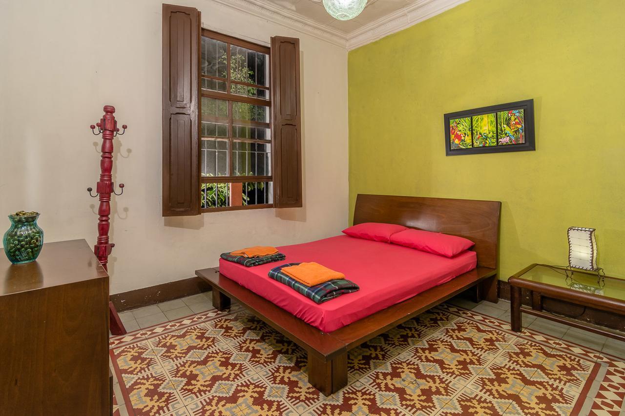 Raiz Hostel Medellin Bagian luar foto