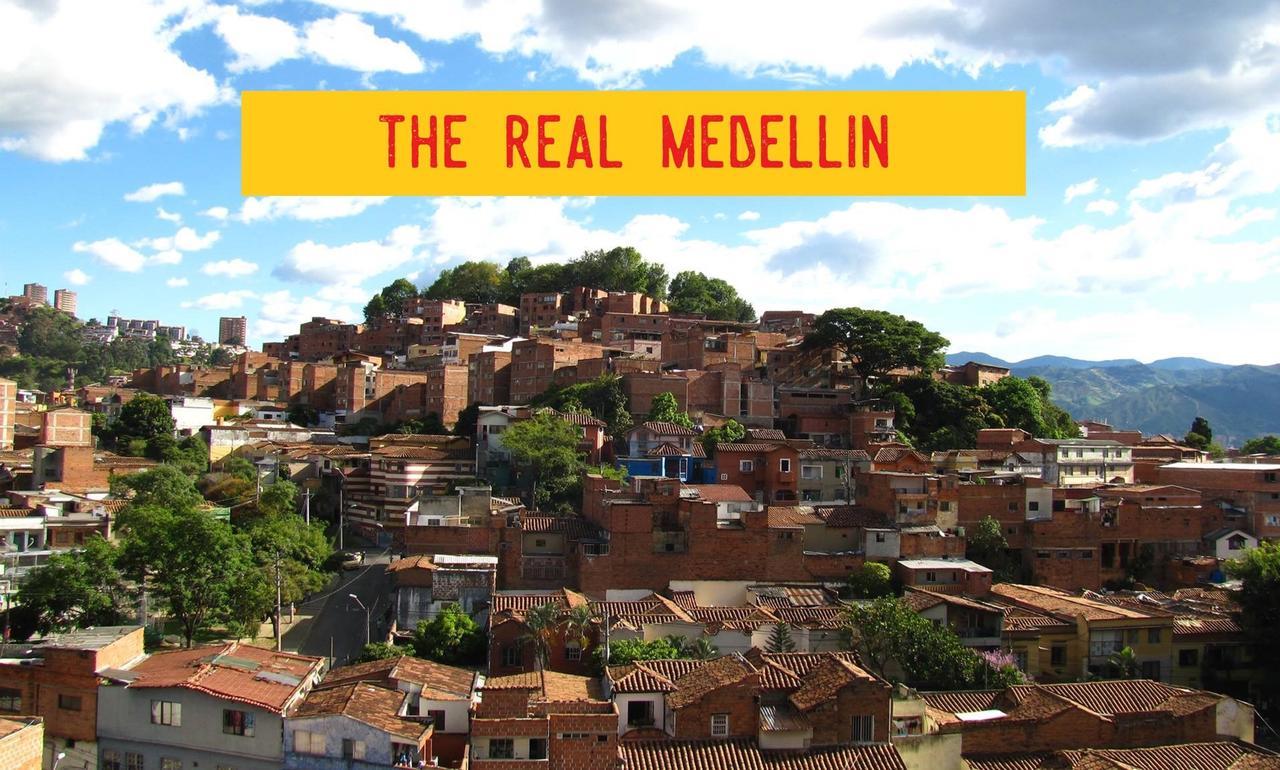 Raiz Hostel Medellin Bagian luar foto
